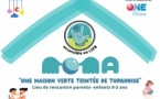 Lieu de rencontre parents- enfants 0-3ans Maison verte teintée de turquoise