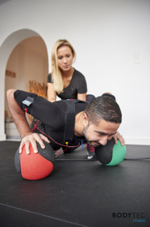 Electriser votre sport avec BODYTEC Studio, l’expert en électrostimulation à Waterloo ! (EMS : l’Electro-Myo-Stimulation) Electriser votre sport avec BODYTEC Studio, l’expert en électrostimulation à Waterloo ! (EMS : l’Electro-Myo-Stimulation)