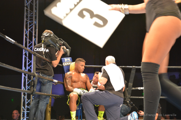 Ryad Merhy : Mise aux poings Ryad Merhy : Mise aux poings