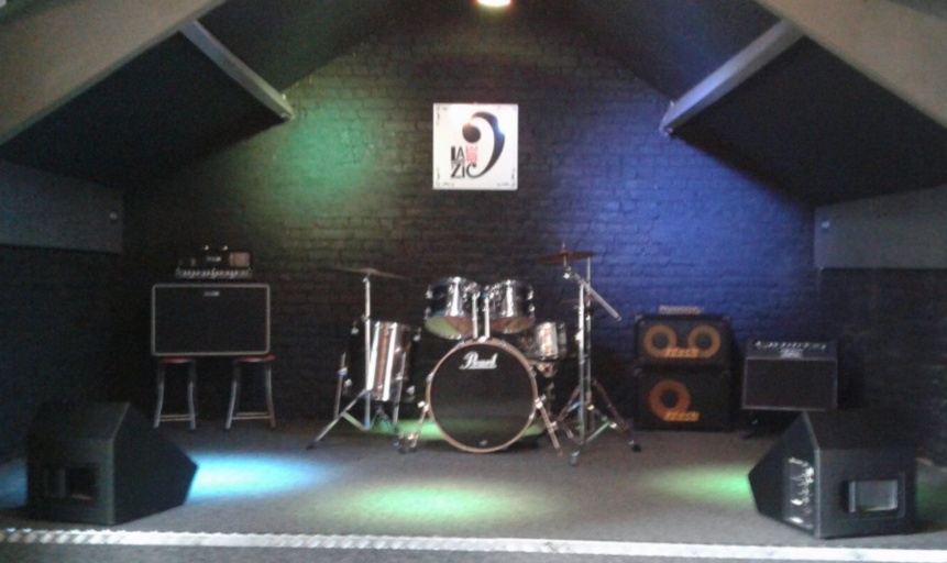 LA BOITE A ZIC : LOCATION DE LOCAUX DE RÉPÉTITIONS ET DE SALLES POUR VOS ÉVÉNEMENTS À NIVELLES LA BOITE A ZIC : LOCATION DE LOCAUX DE RÉPÉTITIONS ET DE SALLES POUR VOS ÉVÉNEMENTS À NIVELLES