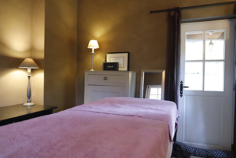 Massage Genval - Brabant wallon : La massothérapeute Caroline Jooris à Rixensart vous ouvre le chemin du massage initiatique... Massage Genval - Brabant wallon : La massothérapeute Caroline Jooris à Rixensart vous ouvre le chemin du massage initiatique...