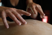 Massage Genval - Brabant wallon : La massothérapeute Caroline Jooris à Rixensart vous ouvre le chemin du massage initiatique... Massage Genval - Brabant wallon : La massothérapeute Caroline Jooris à Rixensart vous ouvre le chemin du massage initiatique...
