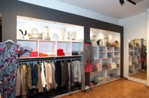 Brabant wallon : La boutique "Femme de toi" et la galerie d'Art "Pink Gallery". Quand la mode et l'art cohabitent. Brabant wallon : La boutique "Femme de toi" et la galerie d'Art "Pink Gallery". Quand la mode et l'art cohabitent.