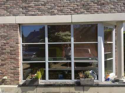 Wavetint: Protections et filtres solaires pour vitres de bâtiments 