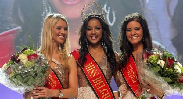 Miss Belgique 2012: Aurore De Geest (G), Laura Beyne (C), Jade Moens (D) - NICOLAS MAETERLINCK (belga)