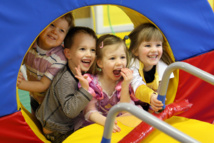 Partagez un moment privilégié avec votre enfant dans les centres The Little Gym Wavre et Waterloo.