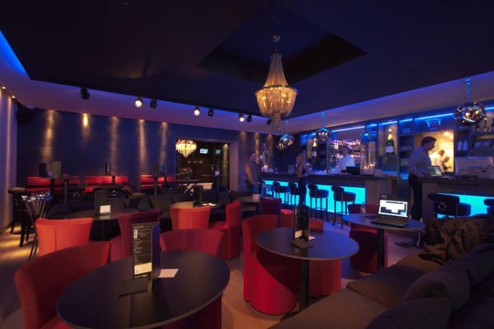 Découvrez une voix d'or, SaElle l'invitée exclusive du l'O Bar à Hamme-Mille ! Découvrez une voix d'or, SaElle l'invitée exclusive du l'O Bar à Hamme-Mille !