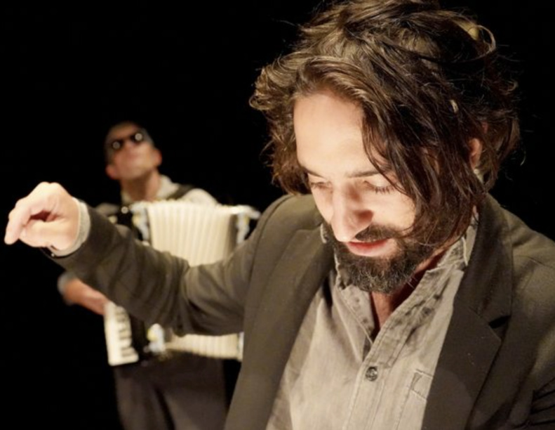 Spectacle - Théâtre | Pueblo de Ascanio Celestini avec David Murgia | Le 23 avril 2022 | Beauvechain Spectacle - Théâtre | Pueblo de Ascanio Celestini avec David Murgia | Le 23 avril 2022 | Beauvechain