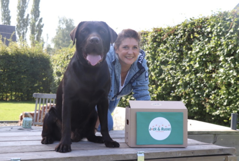 Jack & Russel : Gâtez votre toutou avec la Box Fun ! Jack & Russel : Gâtez votre toutou avec la Box Fun !