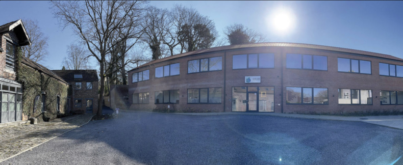 OZON 2000 : L'humain avant tout OZON 2000 : L'humain avant tout