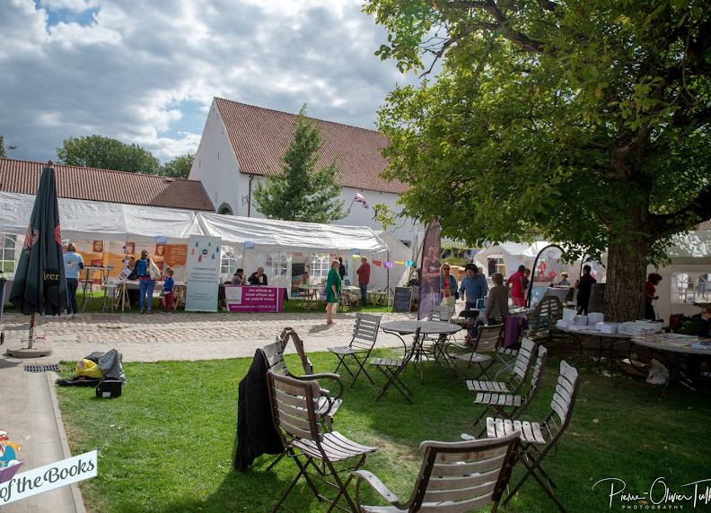 Out of the Books : Le Festival des pédagogies innovantes à Waterloo Out of the Books : Le Festival des pédagogies innovantes à Waterloo