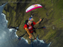 Thomas de Dorlodot, parapentiste extrême de Wavre blessé lors d'un crash ! Thomas de Dorlodot, parapentiste extrême de Wavre blessé lors d'un crash !