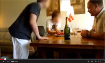 Excellente vidéo ! Un père annonce à ses fils qu'il a gagné au lotto en caméra cachée ! Excellente vidéo ! Un père annonce à ses fils qu'il a gagné au lotto en caméra cachée !