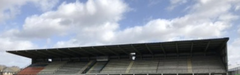 Première pierre au stade régional de hockey Première pierre au stade régional de hockey