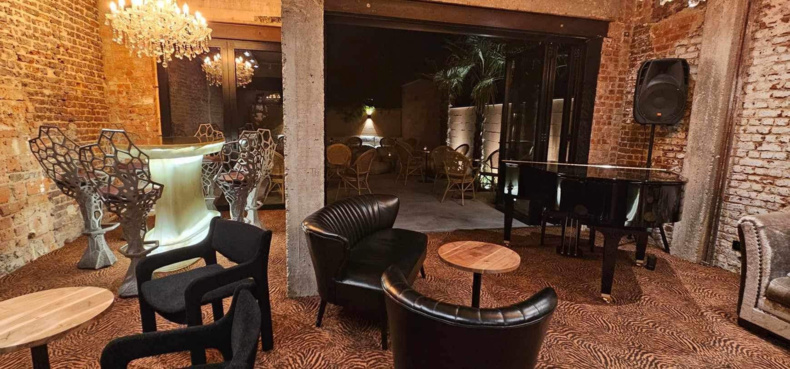 L'Anti-Pièce: Votre Nouvelle Adresse Gourmande et Culturelle à Waterloo L'Anti-Pièce: Votre Nouvelle Adresse Gourmande et Culturelle à Waterloo