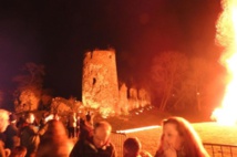 Les Grand Feux du Brabant Wallon : Une tradition à ne pas manquer ! Les Grand Feux du Brabant Wallon : Une tradition à ne pas manquer !