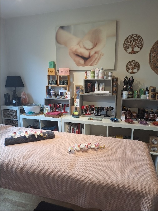 Danielle, une Vie Dediée à la Guérison Naturelle et au Bien-Être Danielle, une Vie Dediée à la Guérison Naturelle et au Bien-Être