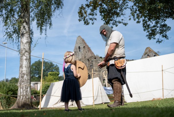 Les Médiévales 2024 : Un voyage dans le temps à l’Abbaye de Villers Les Médiévales 2024 : Un voyage dans le temps à l’Abbaye de Villers