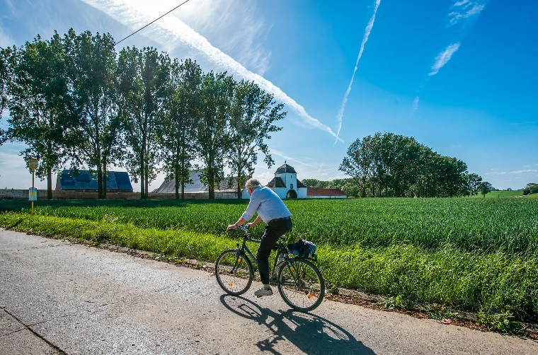 https://www.destinationbw.be/escapades/velo/week-end-en-hesbaye-brabanconne/ https://www.destinationbw.be/escapades/velo/week-end-en-hesbaye-brabanconne/
