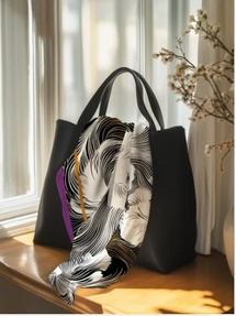 Candice Dethise : quand l’art rencontre la mode dans un univers éthique et poétique Candice Dethise : quand l’art rencontre la mode dans un univers éthique et poétique