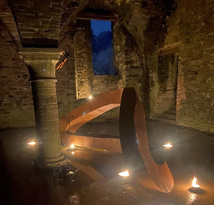 L'EXPOSITION "LE LANGAGE DU SILENCE" À L'ABBAYE DE VILLERS-LA-VILLE : UN VOYAGE POÉTIQUE L'EXPOSITION "LE LANGAGE DU SILENCE" À L'ABBAYE DE VILLERS-LA-VILLE : UN VOYAGE POÉTIQUE