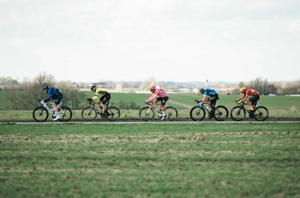 La Double Flèche Brabançonne traverse Waterloo le 18 avril 2025 La Double Flèche Brabançonne traverse Waterloo le 18 avril 2025