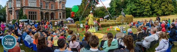 Scène de villages : la culture s’invite sur les places de villages en Hesbaye brabançonne Scène de villages : la culture s’invite sur les places de villages en Hesbaye brabançonne