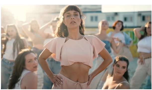 Pop-électro, Performance immersive, Elia Rose Pop-électro, Performance immersive, Elia Rose