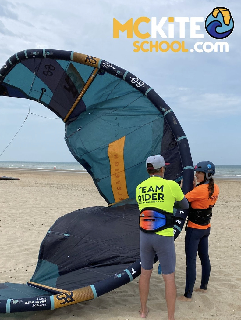 Concours KiteSurf et Stand Up Paddle | Gagnez une initiation privée de 1 h 30 ! Concours KiteSurf et Stand Up Paddle | Gagnez une initiation privée de 1 h 30 !