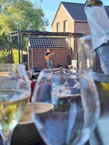 Vignobles belges, Dégustation et gastronomie, Spectacle et musique Vignobles belges, Dégustation et gastronomie, Spectacle et musique