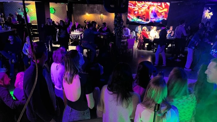 Karaoké, Louvain-La-Neuve, Ambiance festive