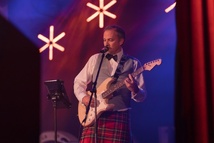 Musique accessible, partage local, accompagnement.