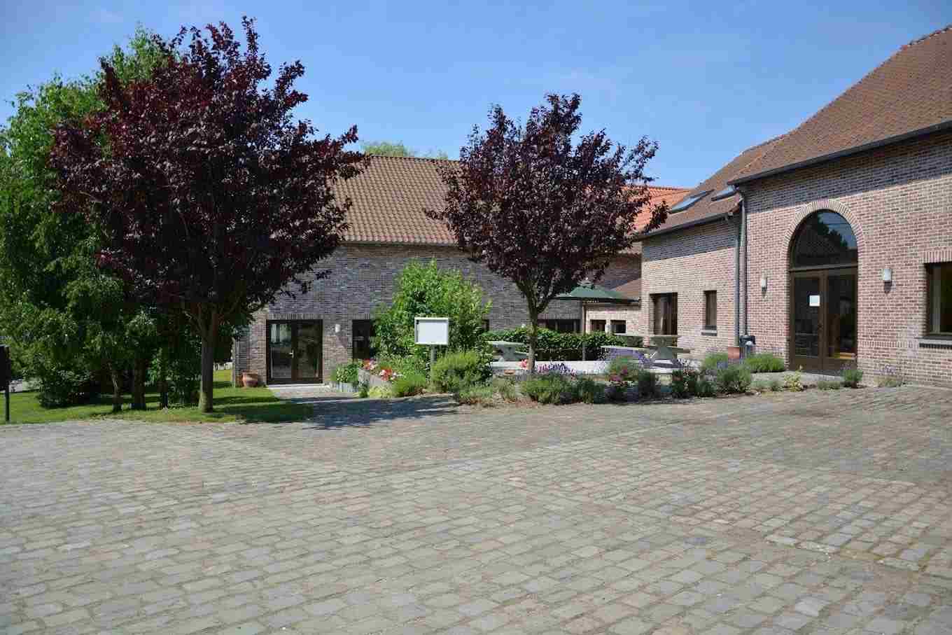 Épanouissement, Formations, Brabant wallon