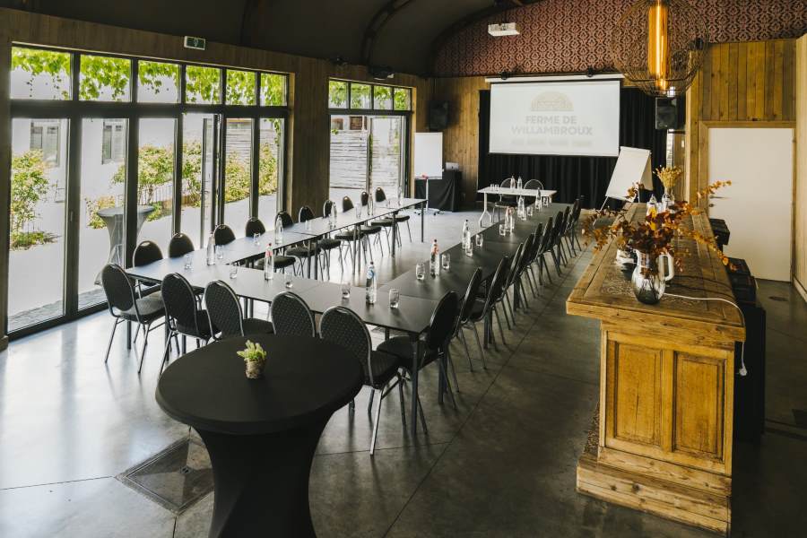 Coworking Nivelles, salles événementielles Brabant wallon, lieu de travail authentique