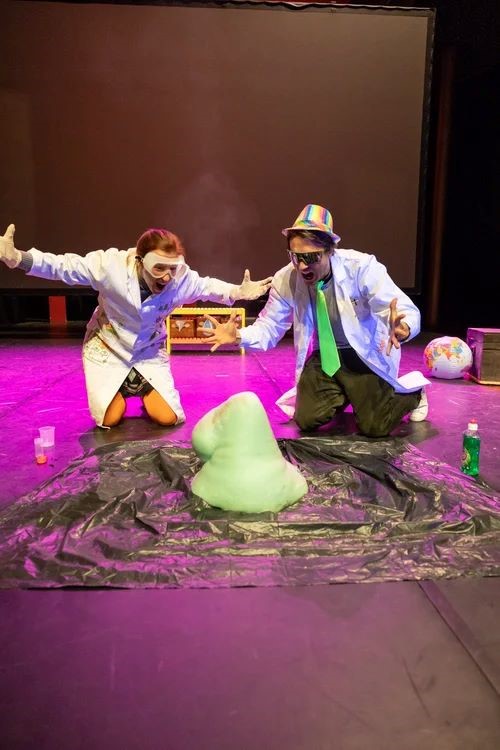 Spectacle participatif, Science ludique, Théâtre familial