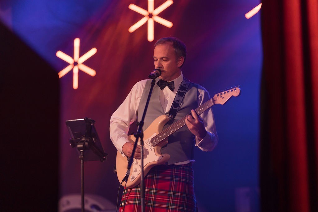 Musique accessible, partage local, accompagnement.