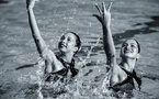 Une immersion artistique et sportive à la piscine de Waterloo