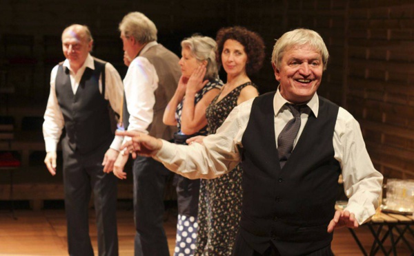 Louvain-La-Neuve : Au fil de l'histoire de Jean Louvet suivi de "Tournée générale"