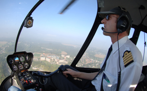BEST IN SKY, LE SPÉCIALISTE DU VOL EN HÉLICOPTÈRE !