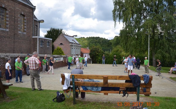 Fête au village de Dion