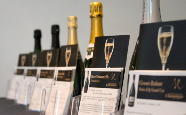 Dégustation de Champagnes de vignerons indépendants Au Pont d'Arcole à Beauvechain (BW).