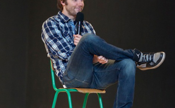 L'asbl Les Amis de Jardin'âges présente... L'humoriste Dan Gagnon, la générosité incarnée!