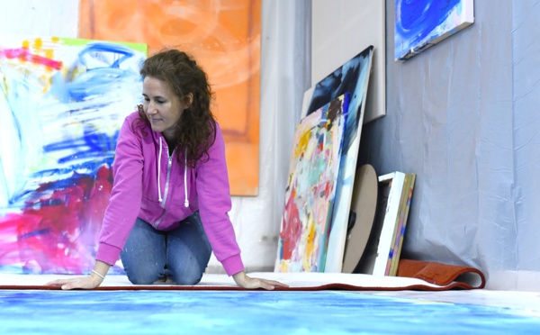 Explorez l'univers artistique de Roxane Malu lors de ses portes ouvertes à Jodoigne!