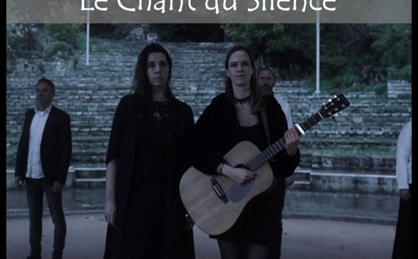 « Le Chant du Silence » par Youcii : Un hommage nivellois au classique intemporel de Simon &amp; Garfunkel
