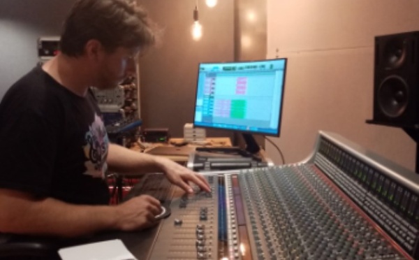 L’arrangeur-compositeur : un rôle clé dans l’ombre