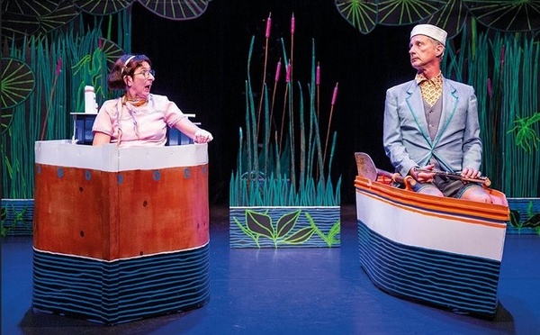 En barque : une escapade poétique entre humour et légèreté