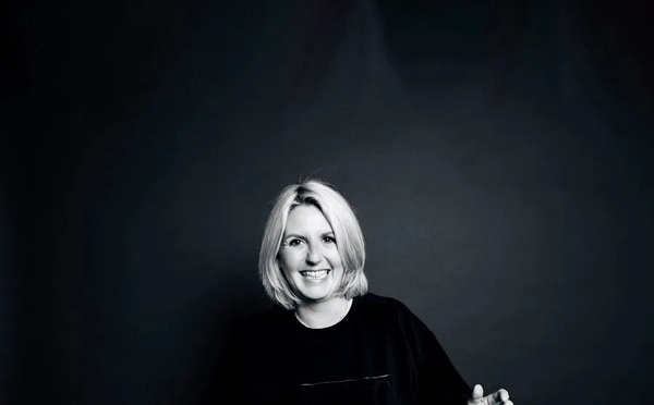 La vraie vie de Véronique Gallo : humour, énergie et authenticité