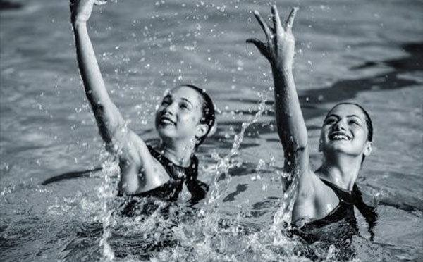 Une immersion artistique et sportive à la piscine de Waterloo