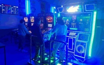 Une après-midi solidaire par et pour les jeunes : de la friperie à l’arcade