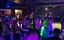 Soirée Latino au Betch : chaque dimanche, la salsa s'empare de Louvain-la-Neuve
